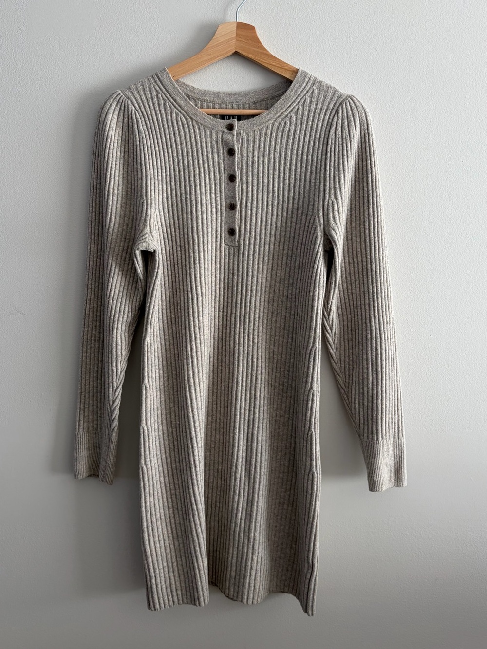 GAP Ribbed Henley Midi Dress in Light Gray
